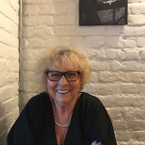 Meet your Posher, Roberta